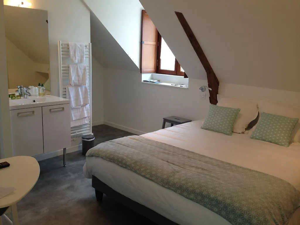 Han/Misafirhane Auberge Saint Hernin Pluherlin